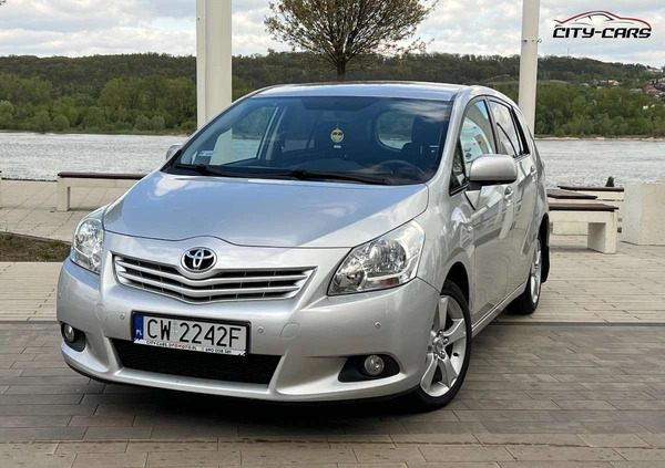 Toyota Verso cena 36900 przebieg: 163000, rok produkcji 2012 z Pruchnik małe 704